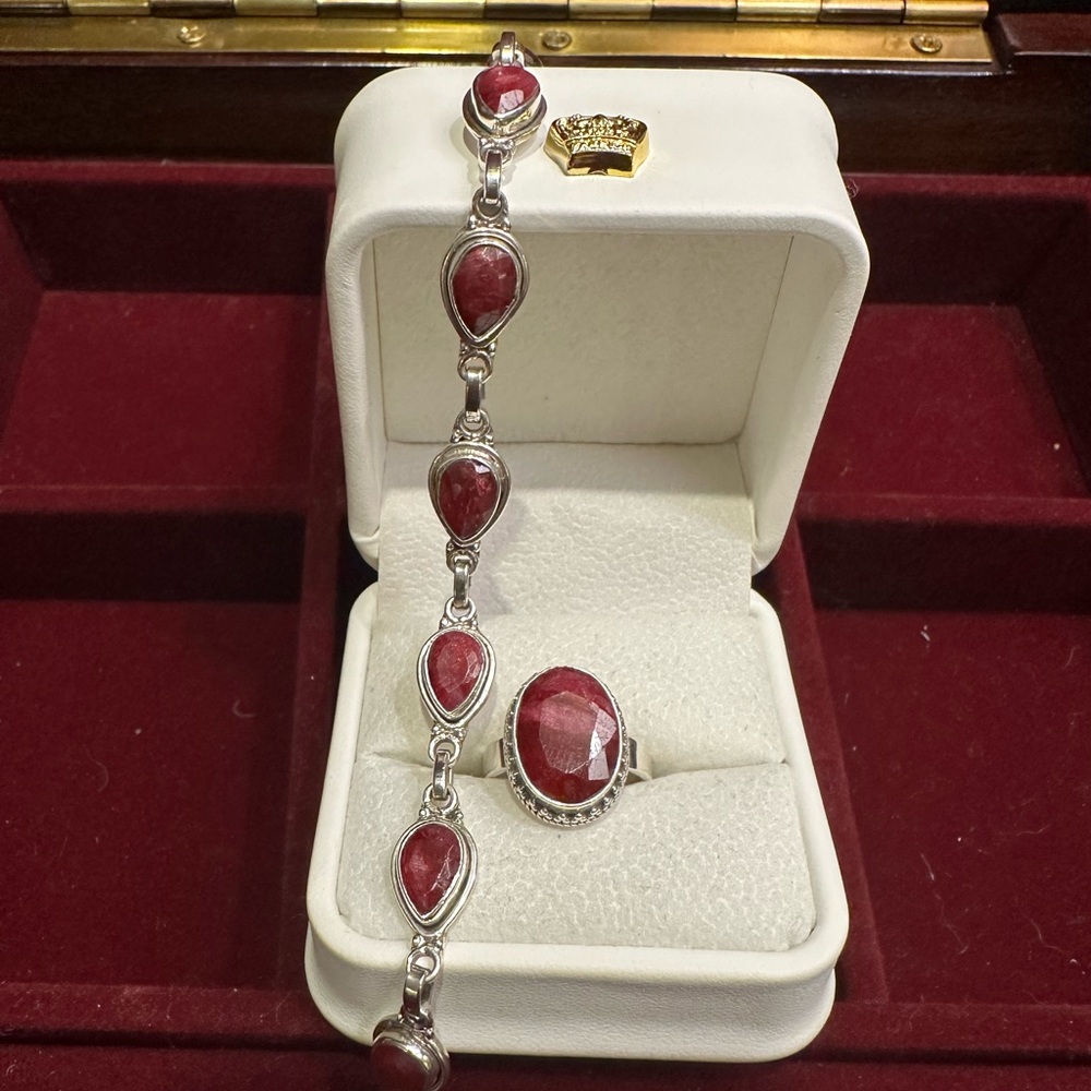 Vtg Natural Ruby Tennis Bracelet in 925 Sterling Silver - 7.25”